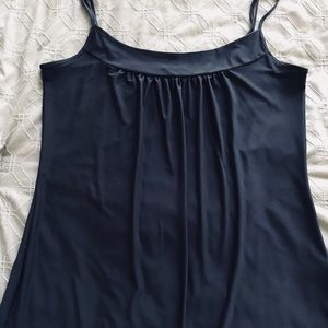 Thin strap loose tank top